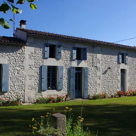 Bed and breakfast Dhotes La Pergola Du Sourire Rétaud